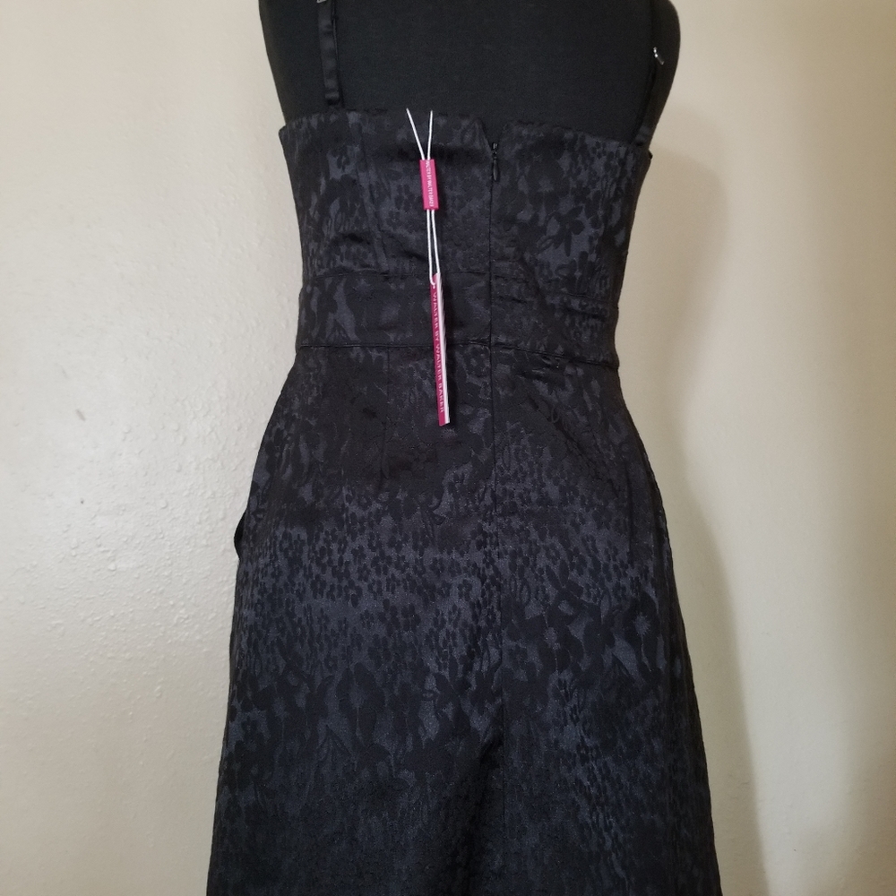 Dress S - Picture 4 of 4